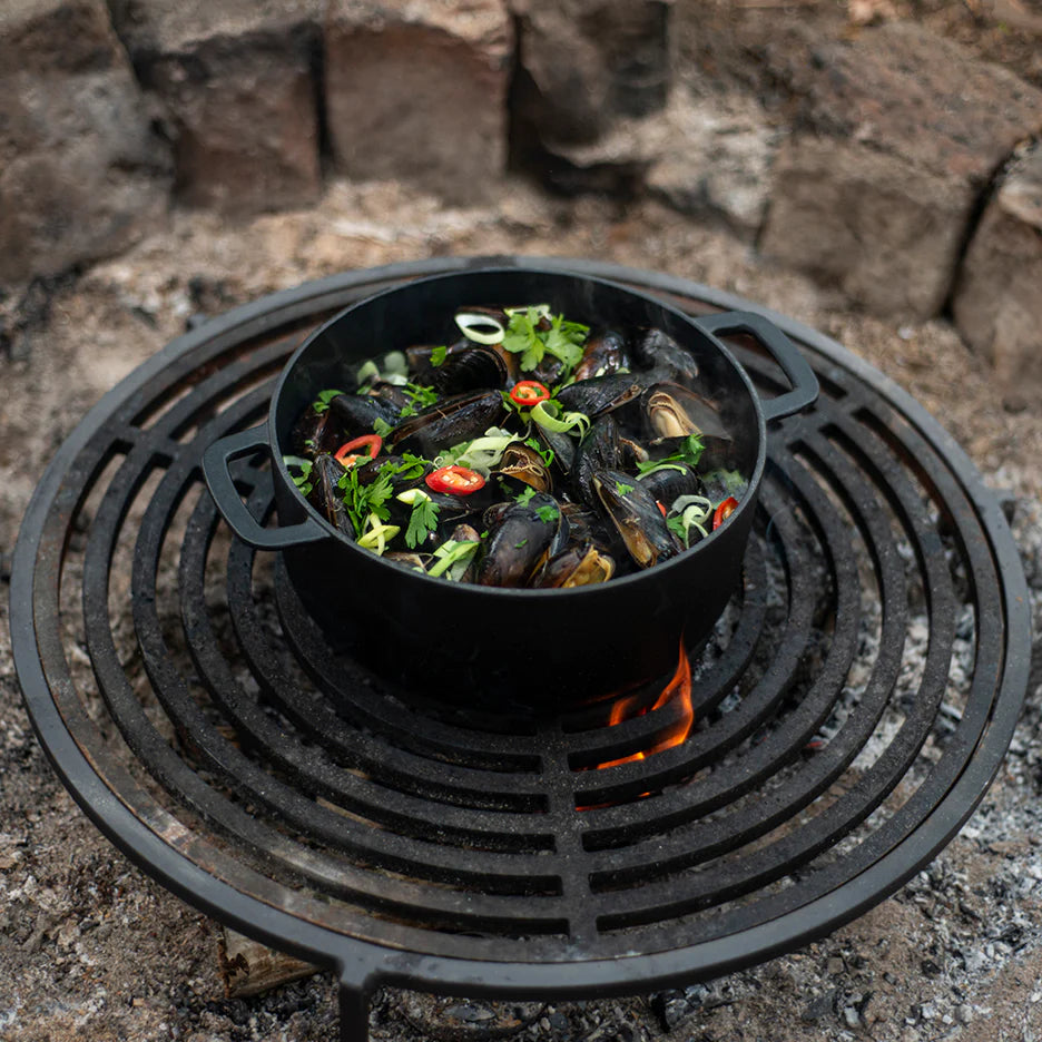 SOUS-CHEF ENAMELLED CAST IRON DUTCH OVEN 24CM BLACK